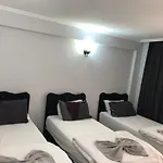 Reydel Hotel
