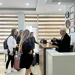 호텔 레이델 2*