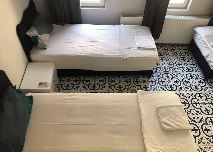 Отель Reydel 2*