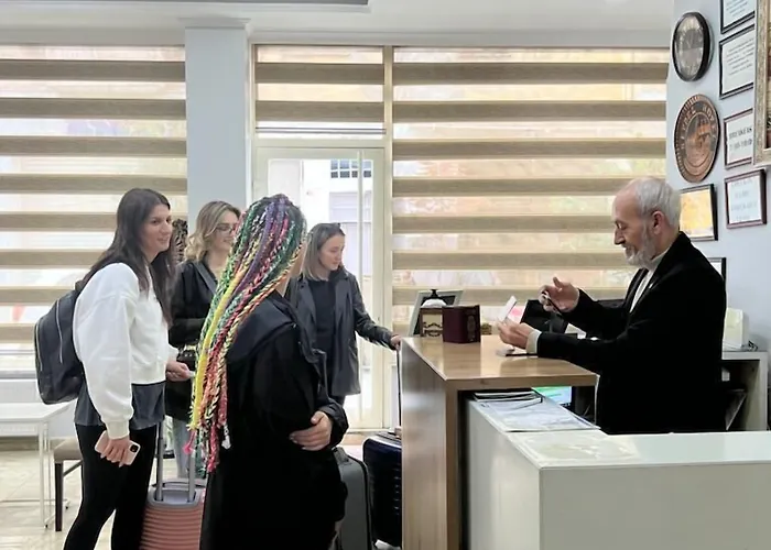 فندق رايديل 2*